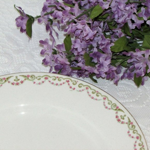2 Vintage Johnson Bros. Dinner Plates Tiny Pink Rose Garland Swag - Picture 2 of 9